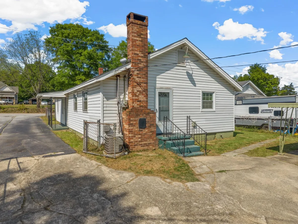 265 New Cut Road  Una SC 29378