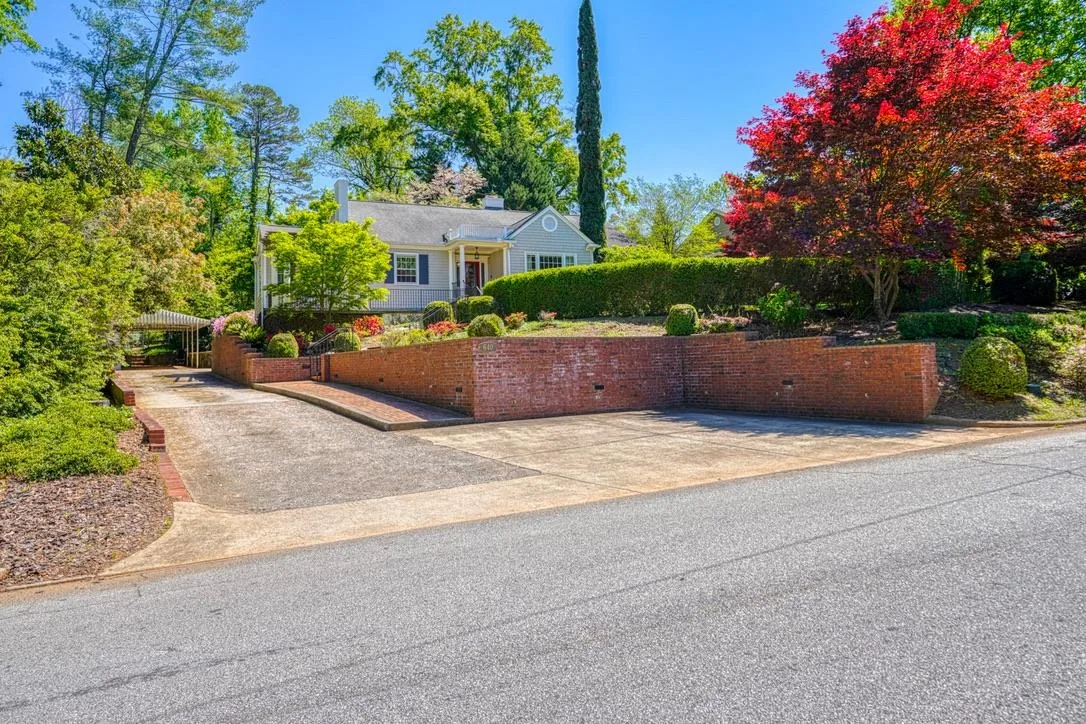 640 Crystal Drive  Spartanburg SC 29302