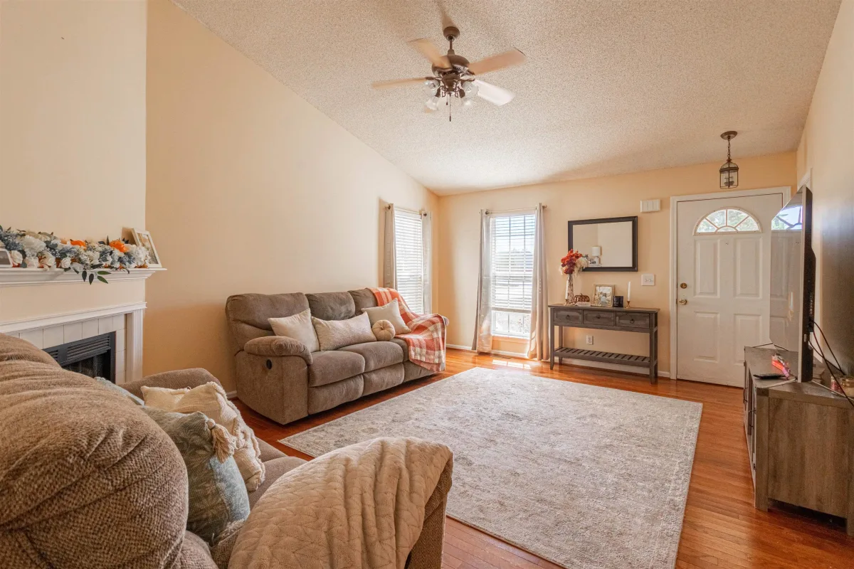132 HIGH MEADOWS Lane  Greer SC 29651