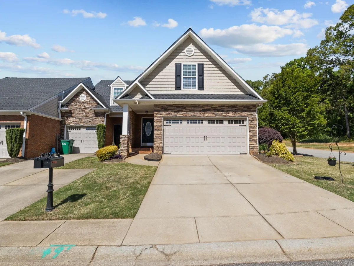 120 Middleton Park Ln  Moore SC 29369