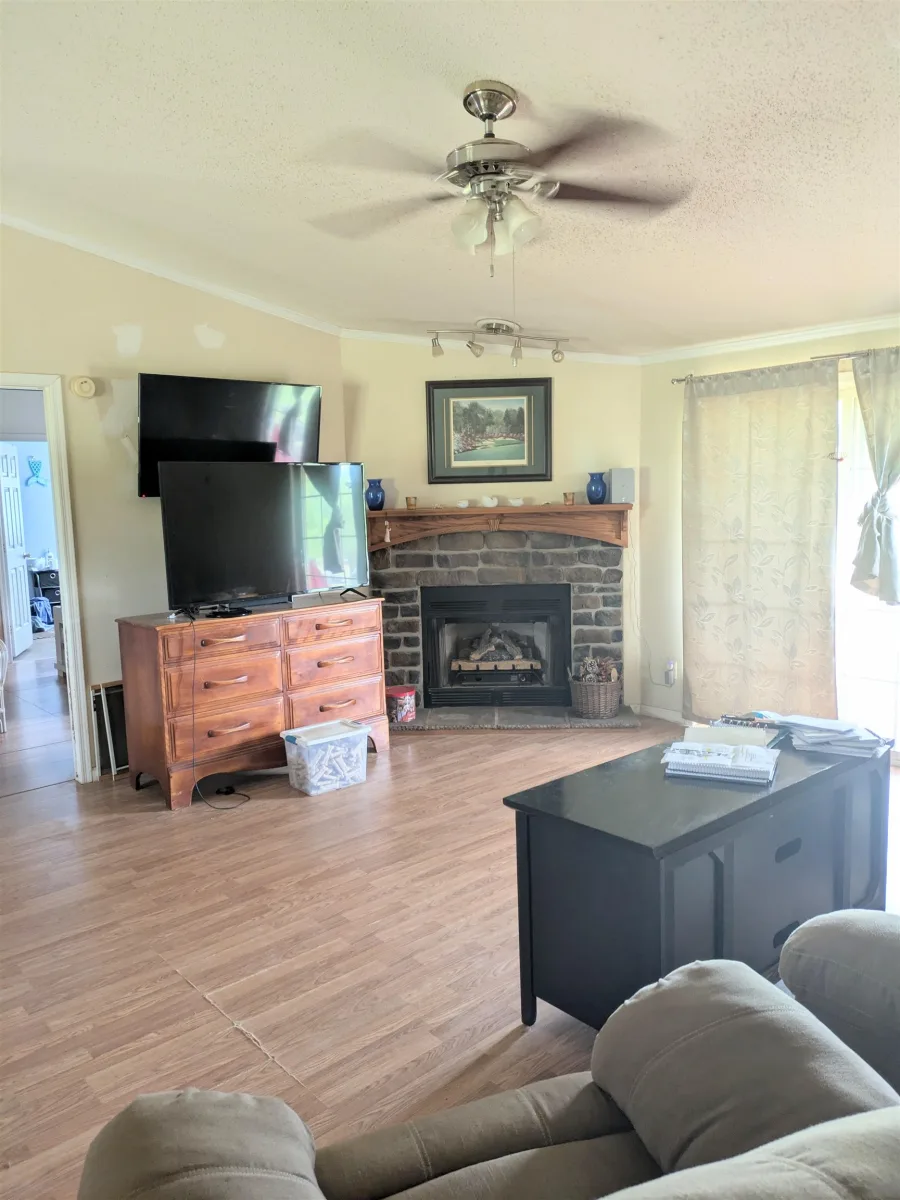 119 Overland Park Dr Chesnee SC 29323