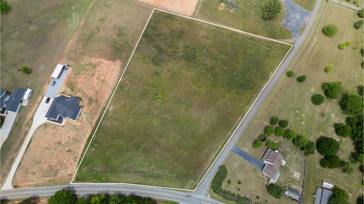 606 McSwain Rd  ***  Chesnee SC 29323