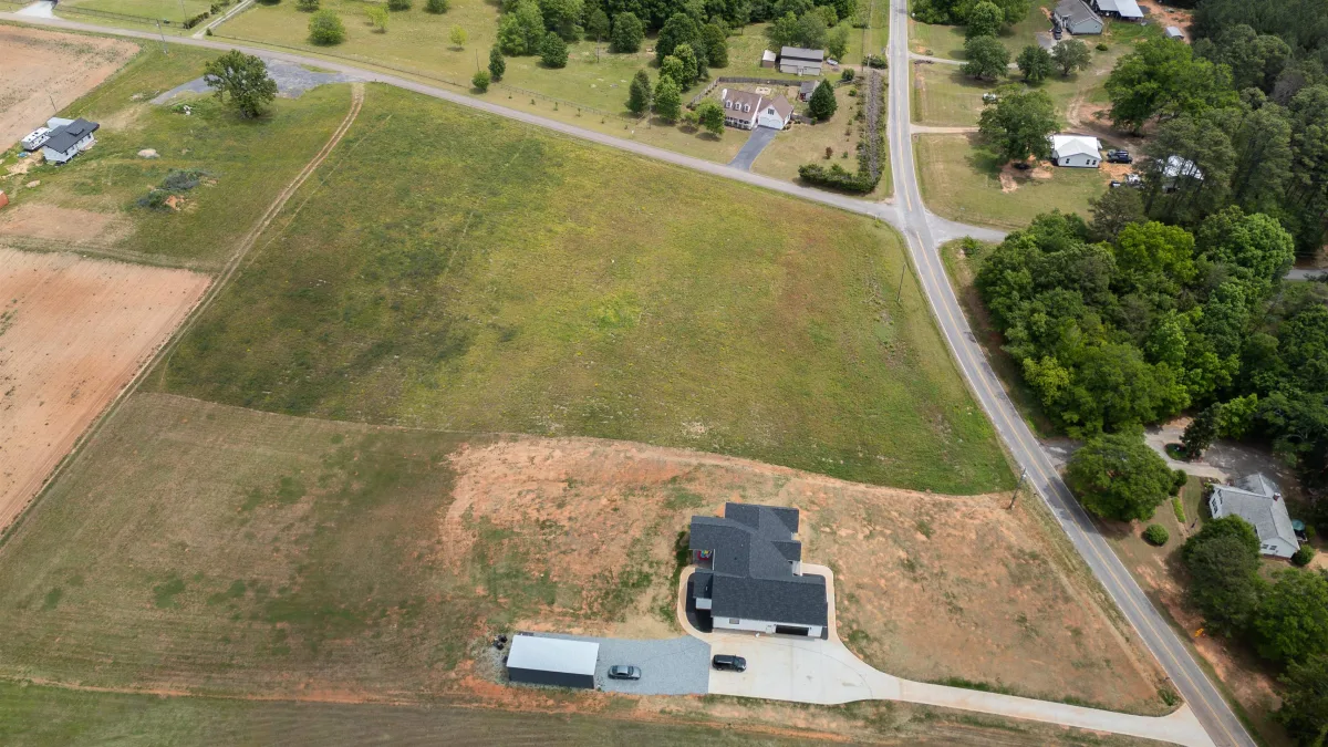 606 McSwain Rd  ***  Chesnee SC 29323