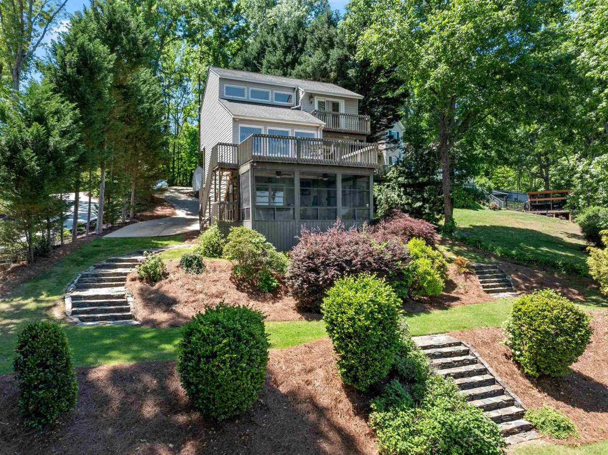 397 Lake Road  Inman SC 29349