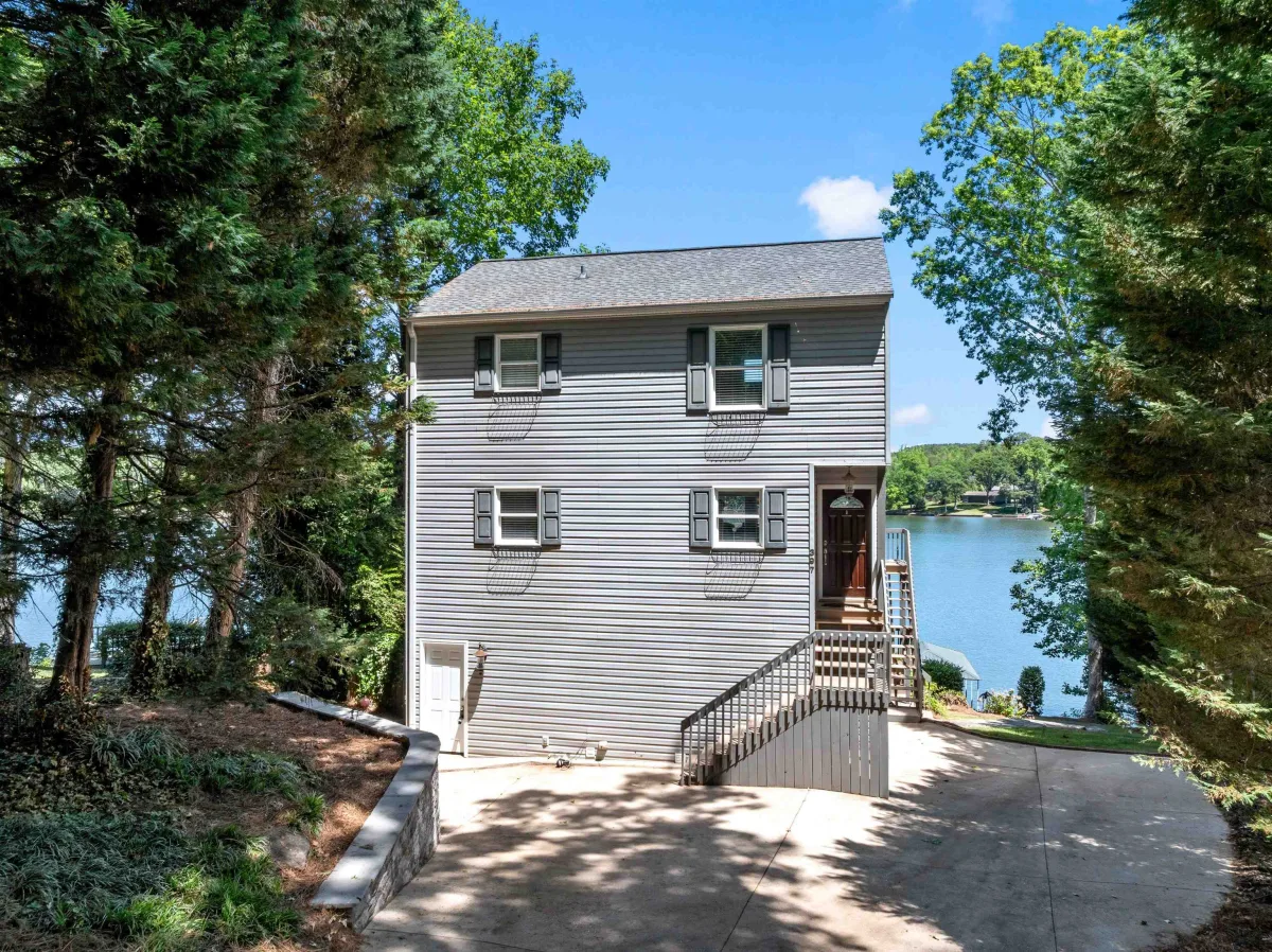 397 Lake Road  Inman SC 29349