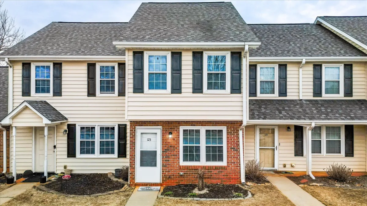 123 Trailside Lane  Greenville SC 29607