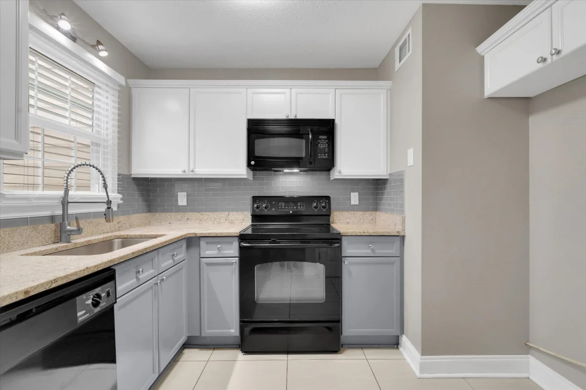 123 Trailside Lane  Greenville SC 29607