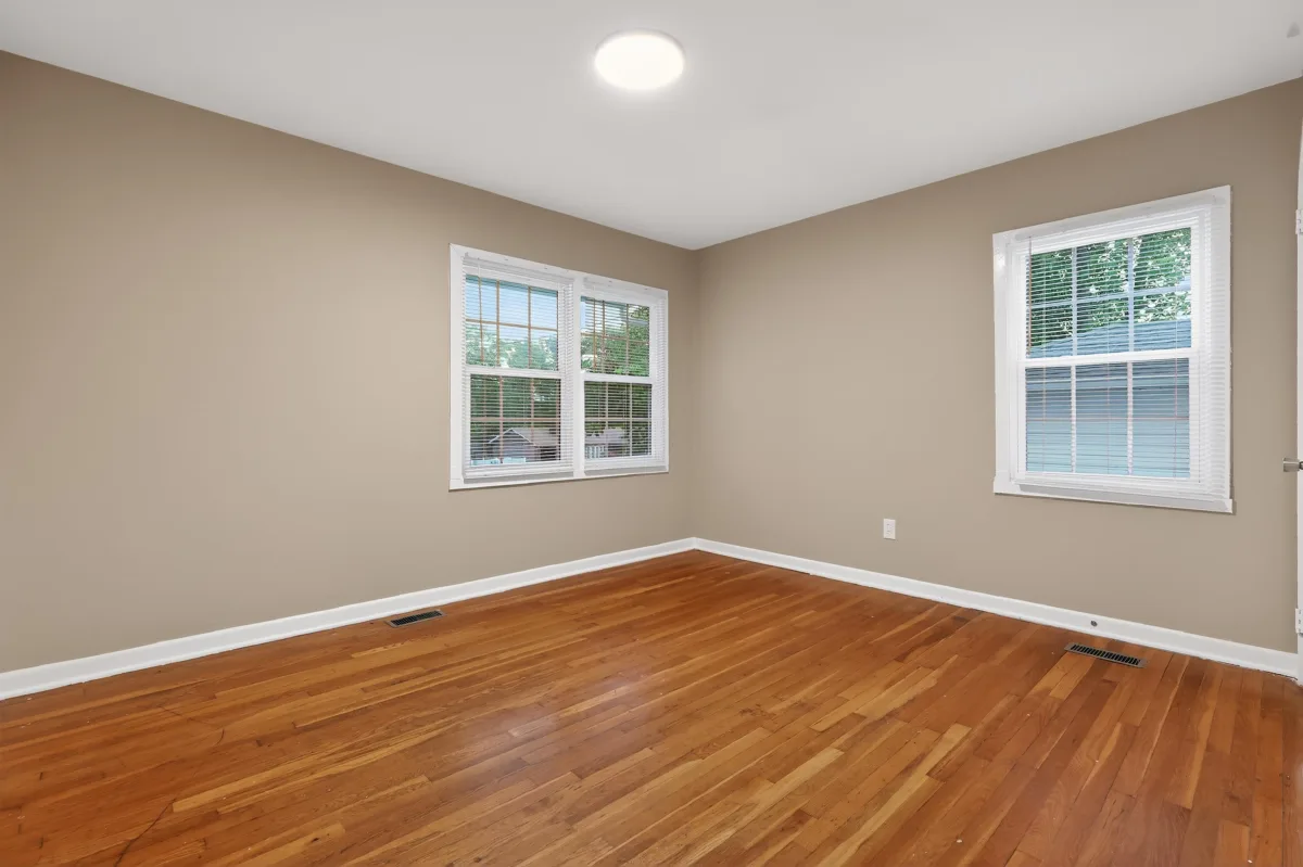 220 Woodview Ave  Spartanburg SC 29306