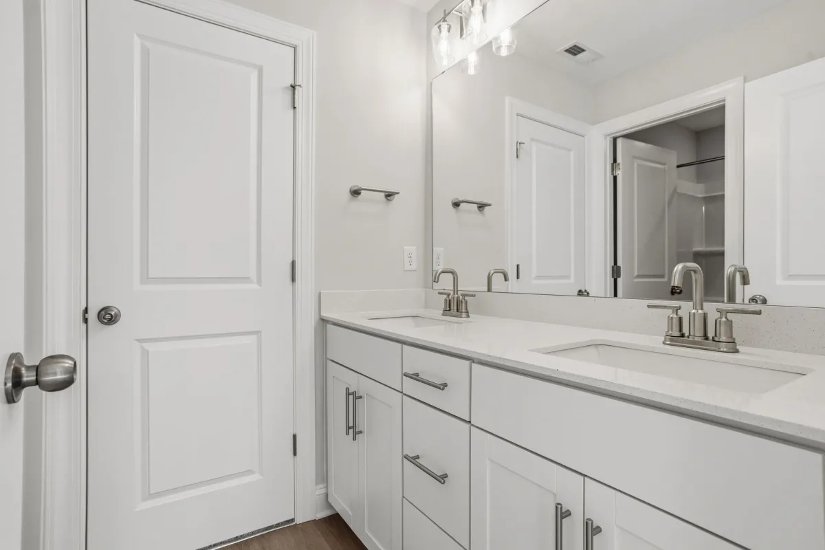 1817 Betsy Ross Drive  Moore SC 29369