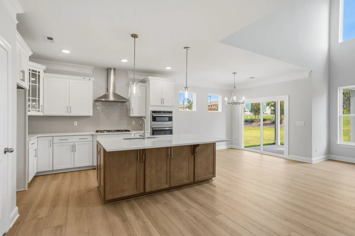 1817 Betsy Ross Drive  Moore SC 29369