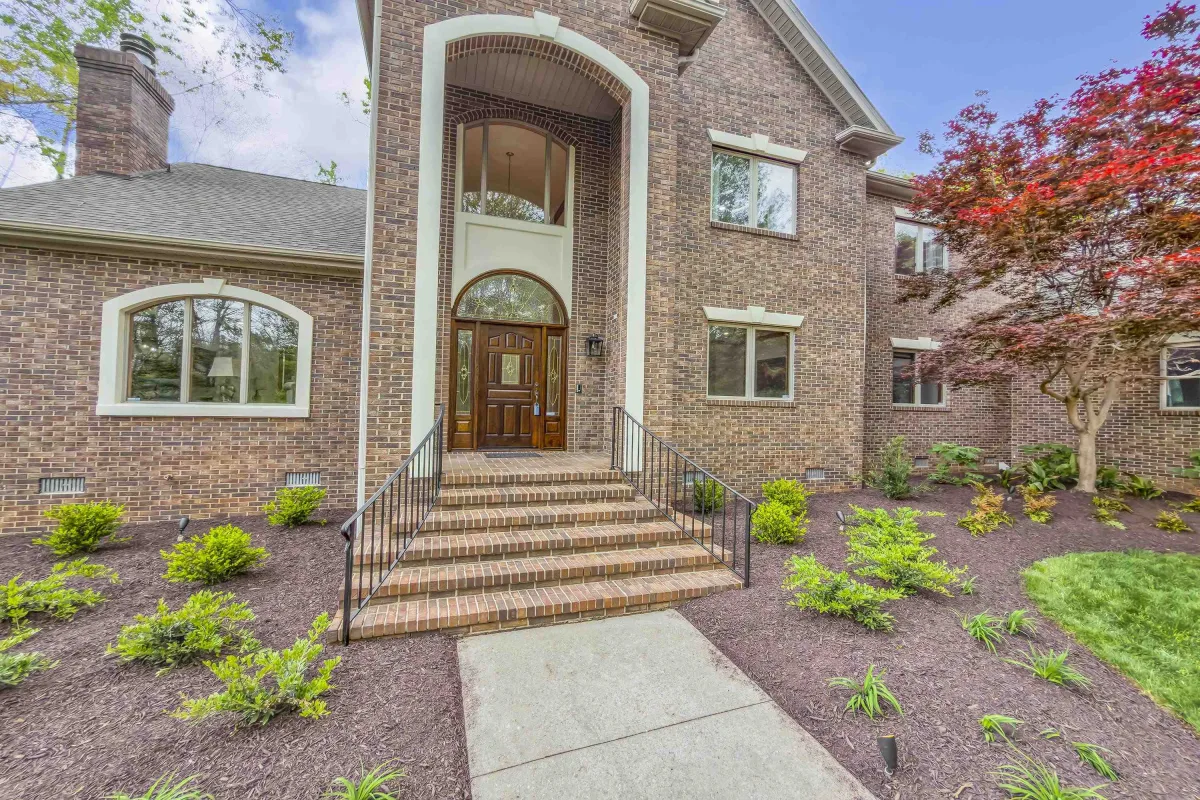 116 Sleepy Hollow Lane  Spartanburg SC 29306