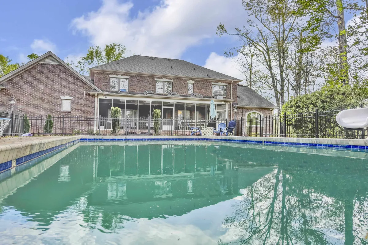 116 Sleepy Hollow Lane  Spartanburg SC 29306