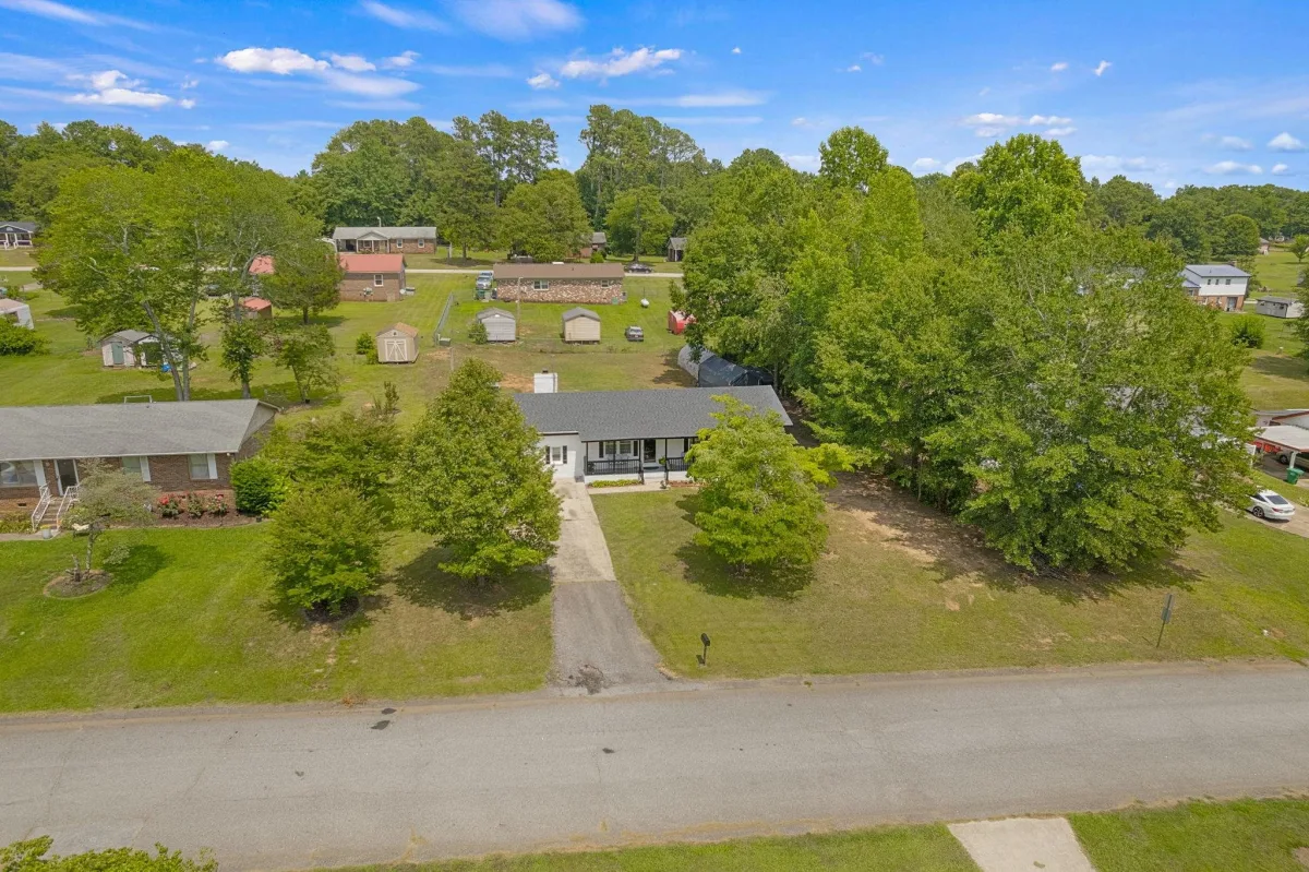 215 Camellia Circle  Gaffney SC 29341