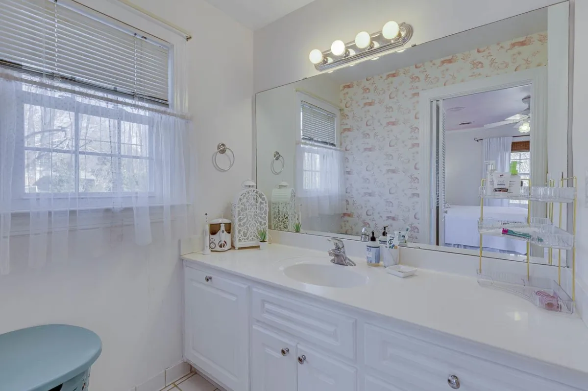 136 Club Drive  Simpsonville SC 29681