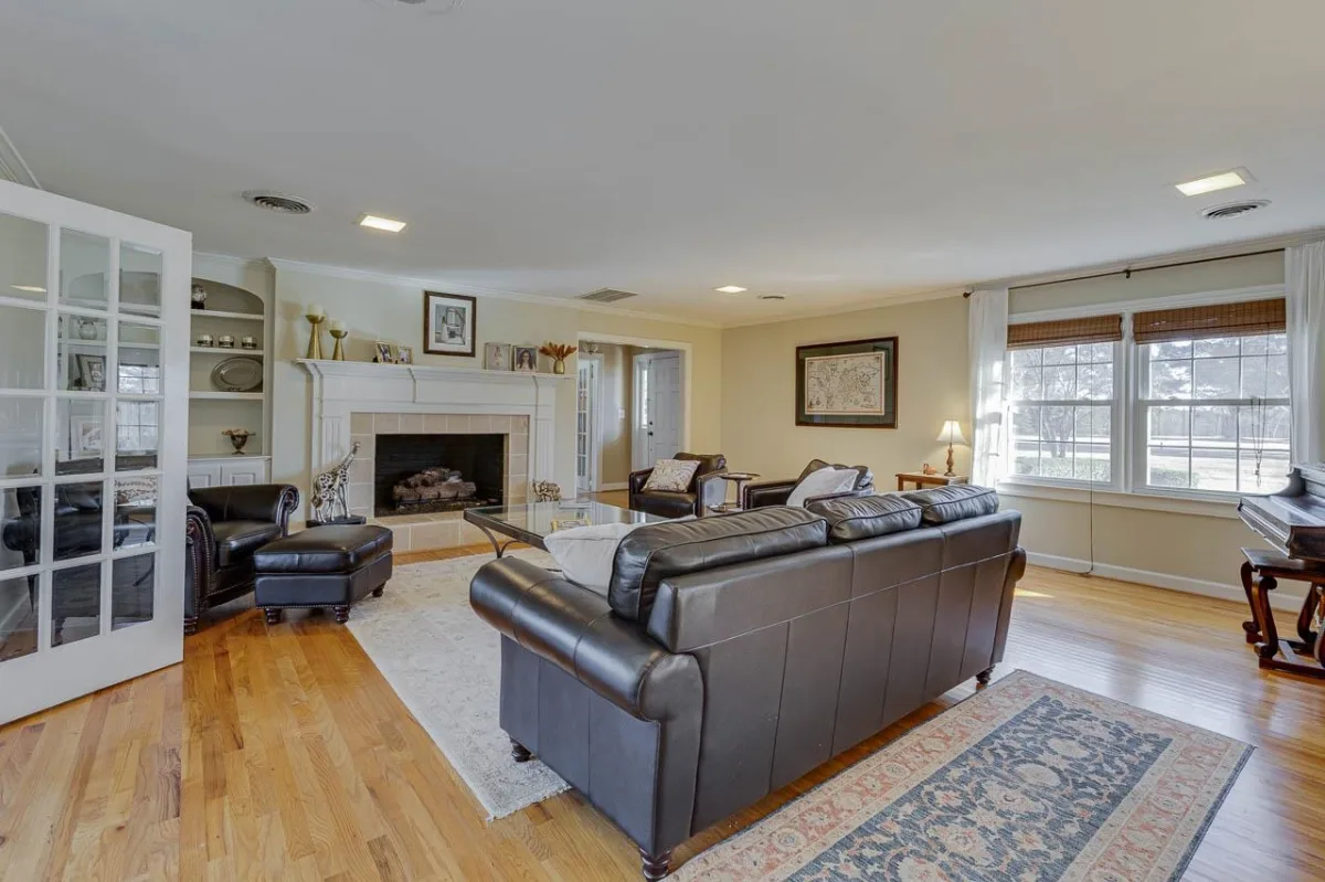 136 Club Drive  Simpsonville SC 29681
