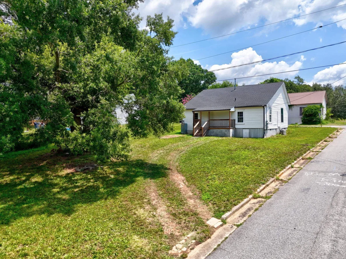 201 Hammett Street Honea Path SC 29654