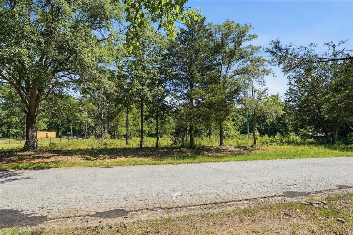 3006 Harris Bridge Road  ***  Woodruff SC 29388