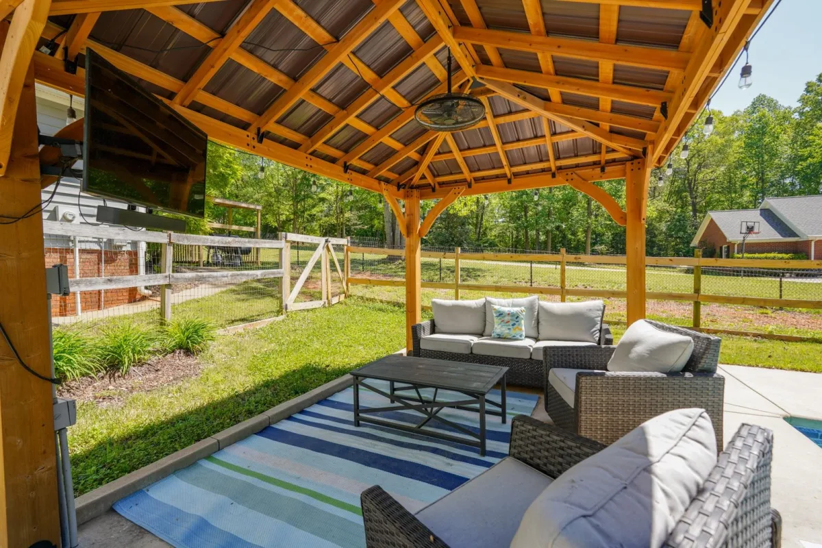 102 Hickory Hollow Drive  Inman SC 29349