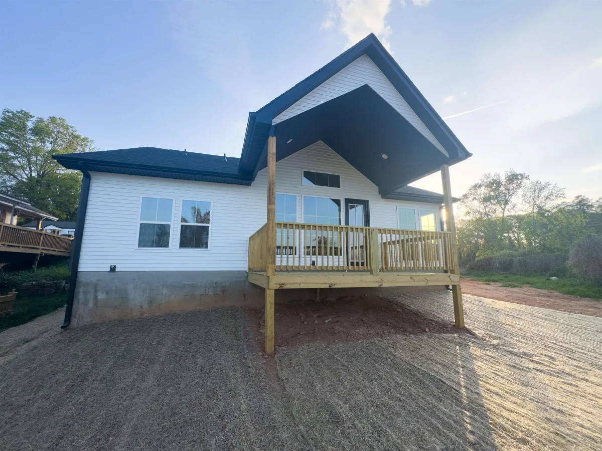 193 W Wood Street Spartanburg SC 29303