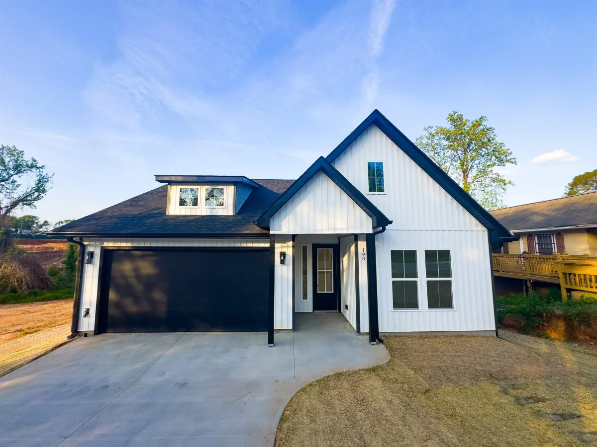 193 W Wood Street Spartanburg SC 29303