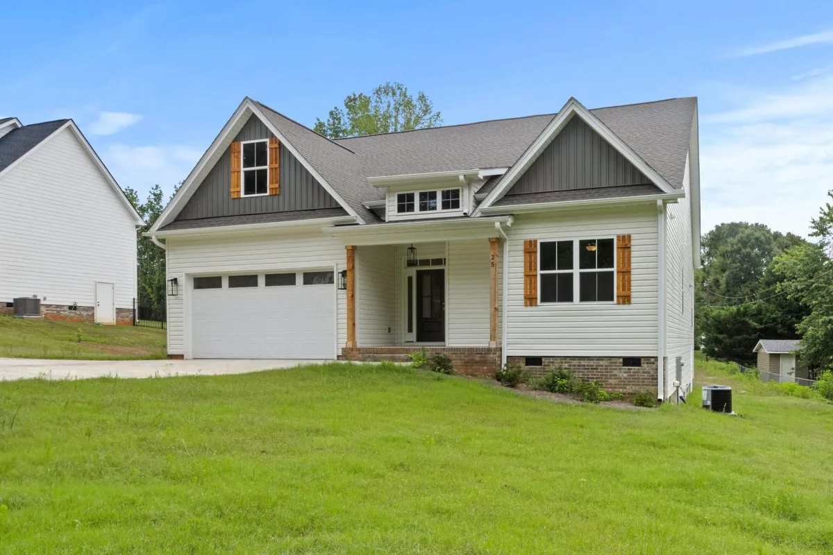 25 Greenbriar Lane  Woodruff SC 29388