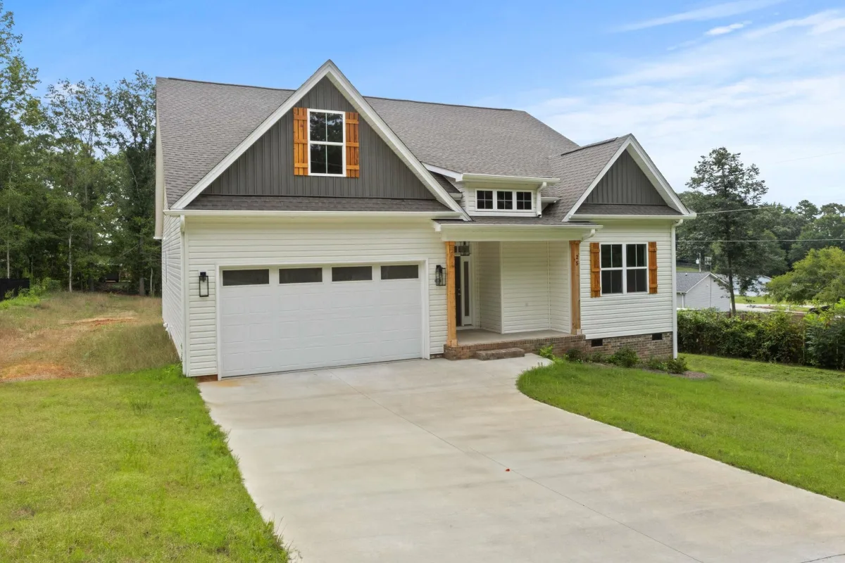 25 Greenbriar Lane  Woodruff SC 29388