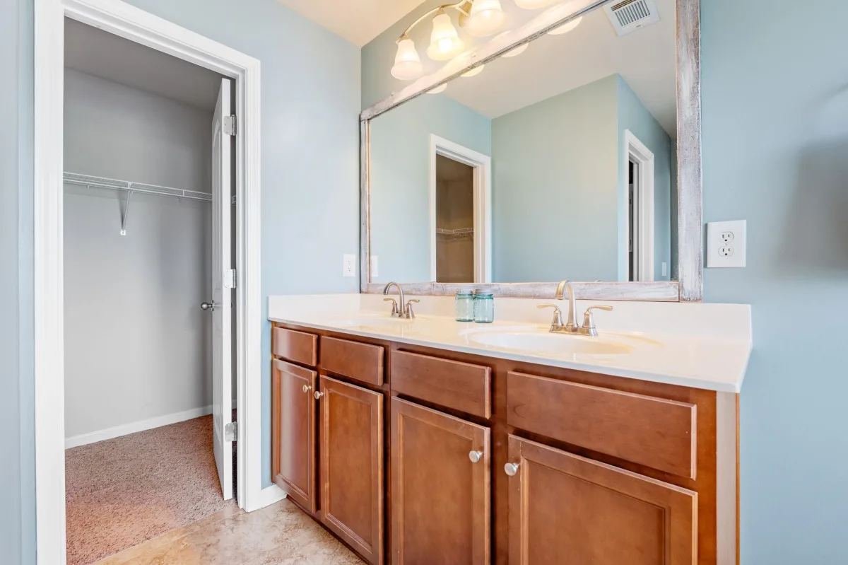 11 Straiharn Place  Simpsonville SC 29680