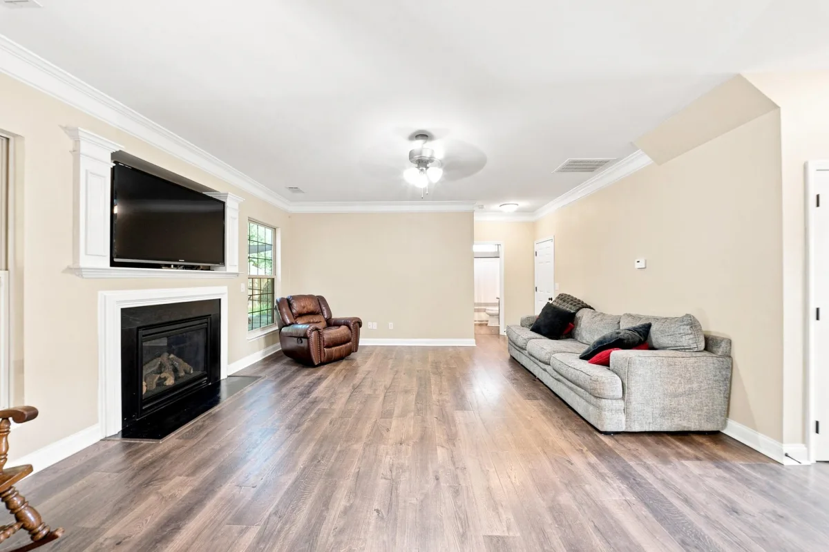 186 Chandler Crest Court  Greer SC 29651