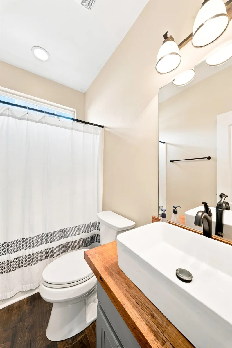 186 Chandler Crest Court  Greer SC 29651