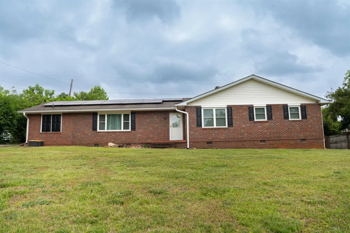 102 N Lanford Road Spartanburg SC 29301
