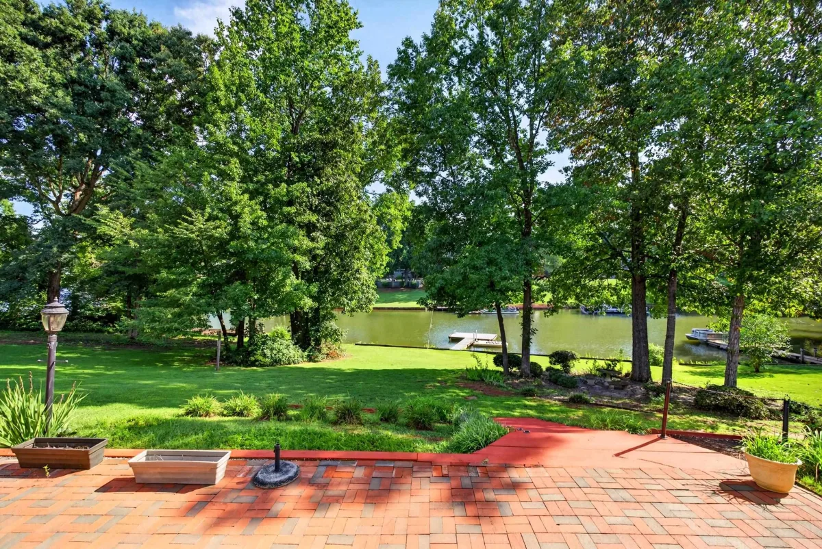 110 Lake Bowen Dr Drive Inman SC 29349