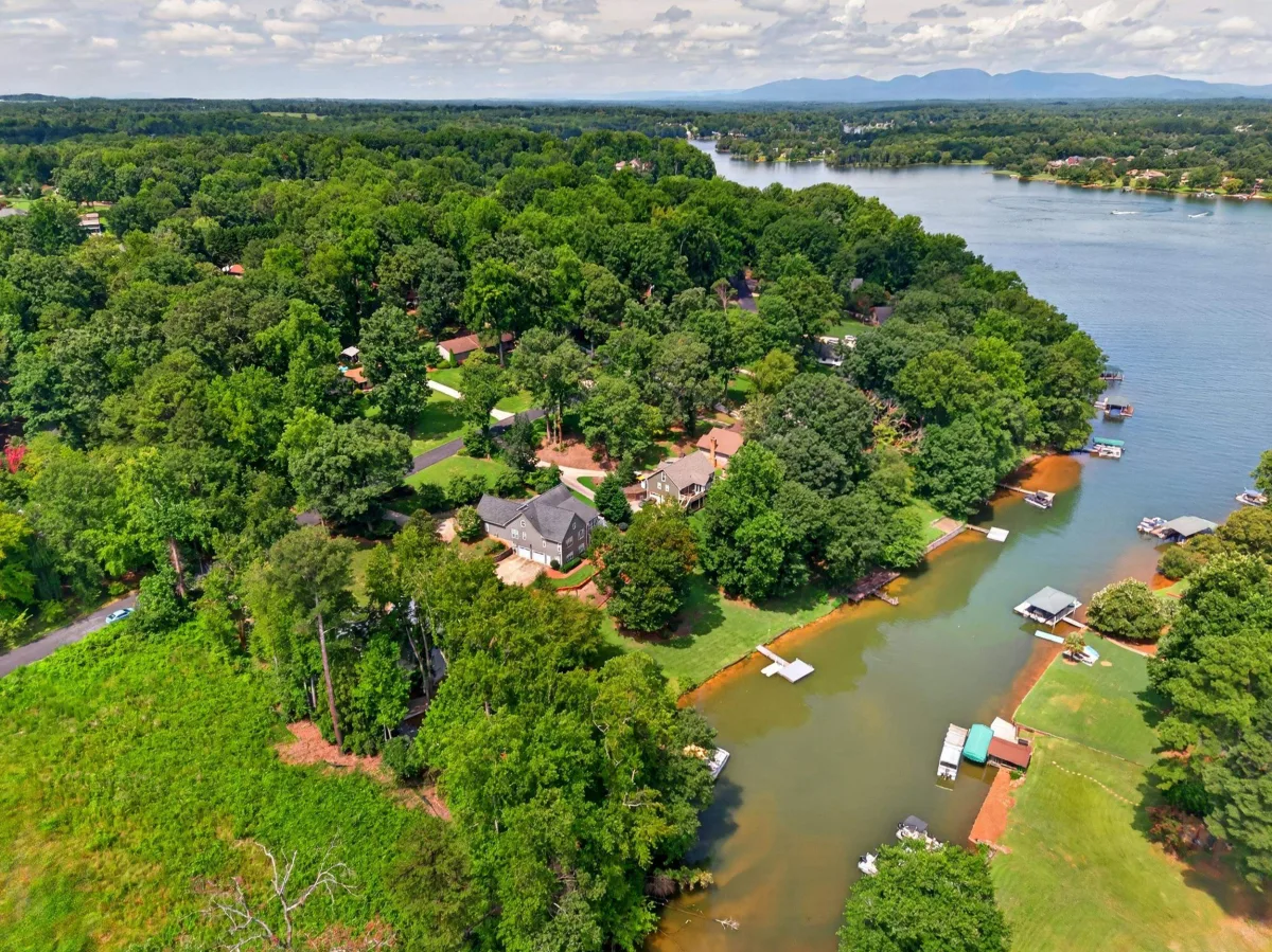 110 Lake Bowen Dr Drive Inman SC 29349
