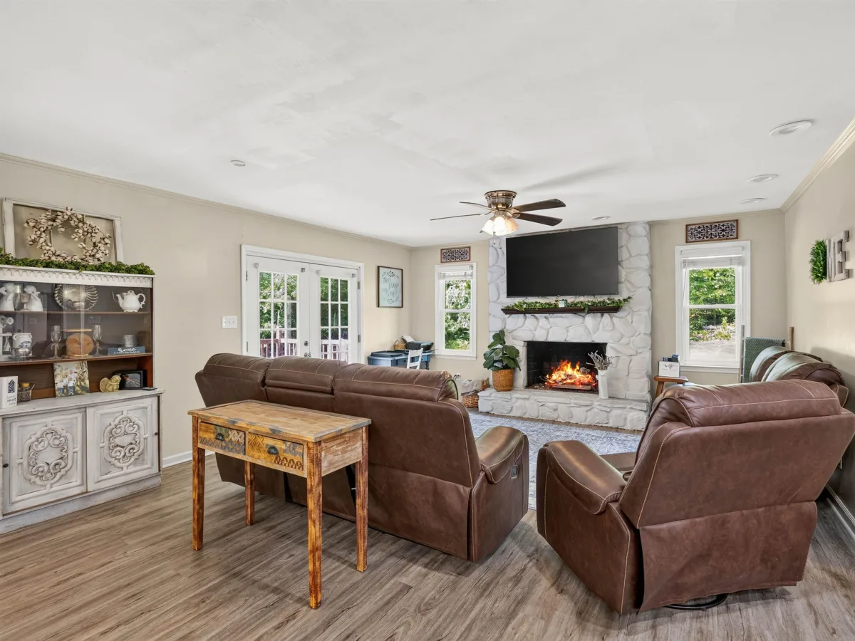 180 Hillcrest Drive  Gaffney SC 29340