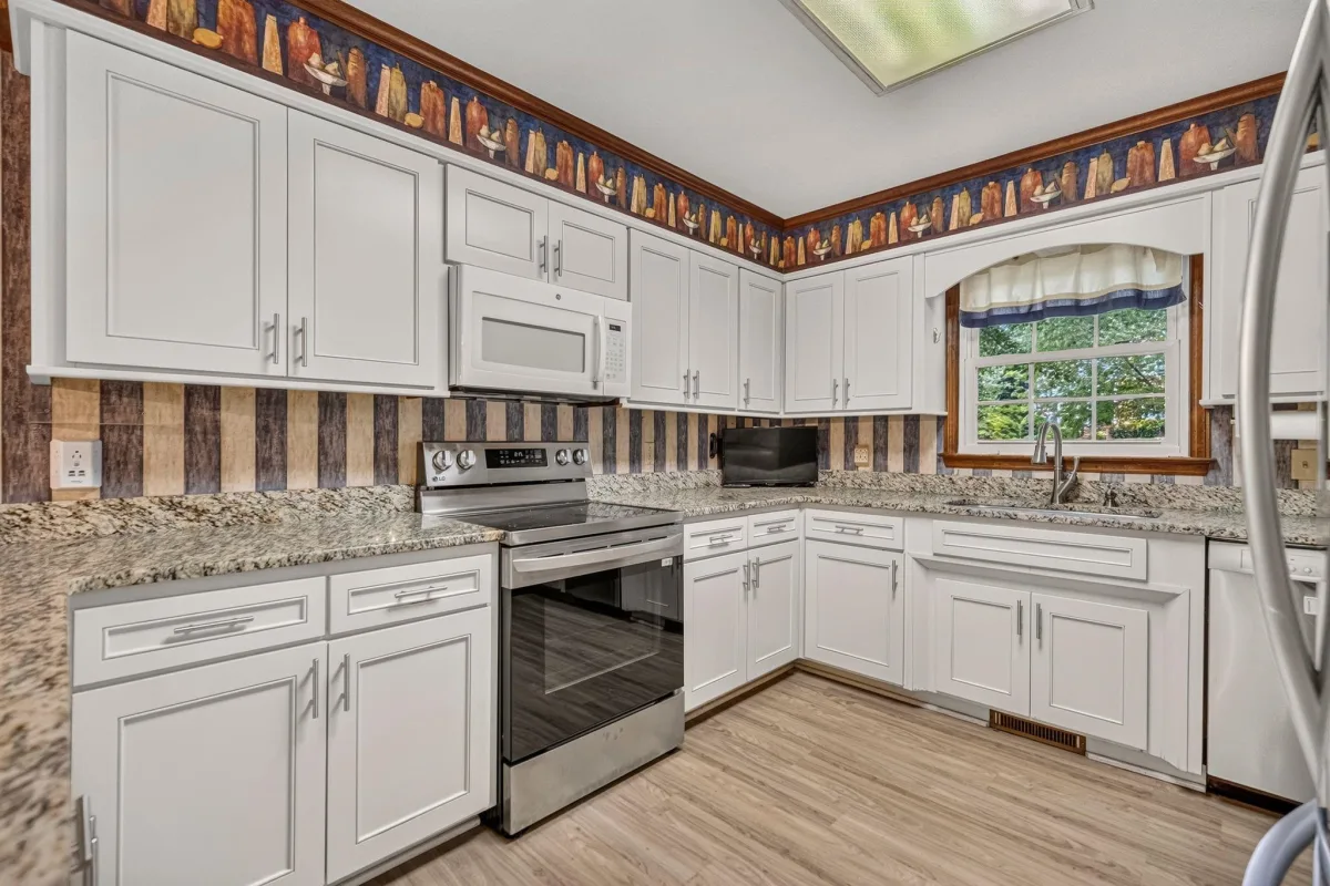 204 Fernbrook Circle  Spartanburg SC 29307