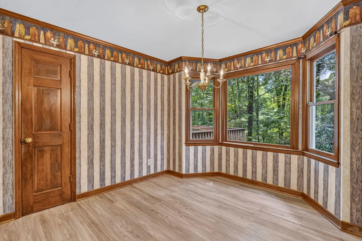 204 Fernbrook Circle  Spartanburg SC 29307