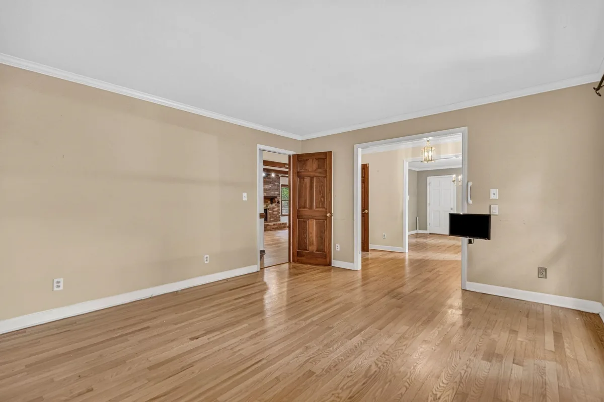204 Fernbrook Circle  Spartanburg SC 29307