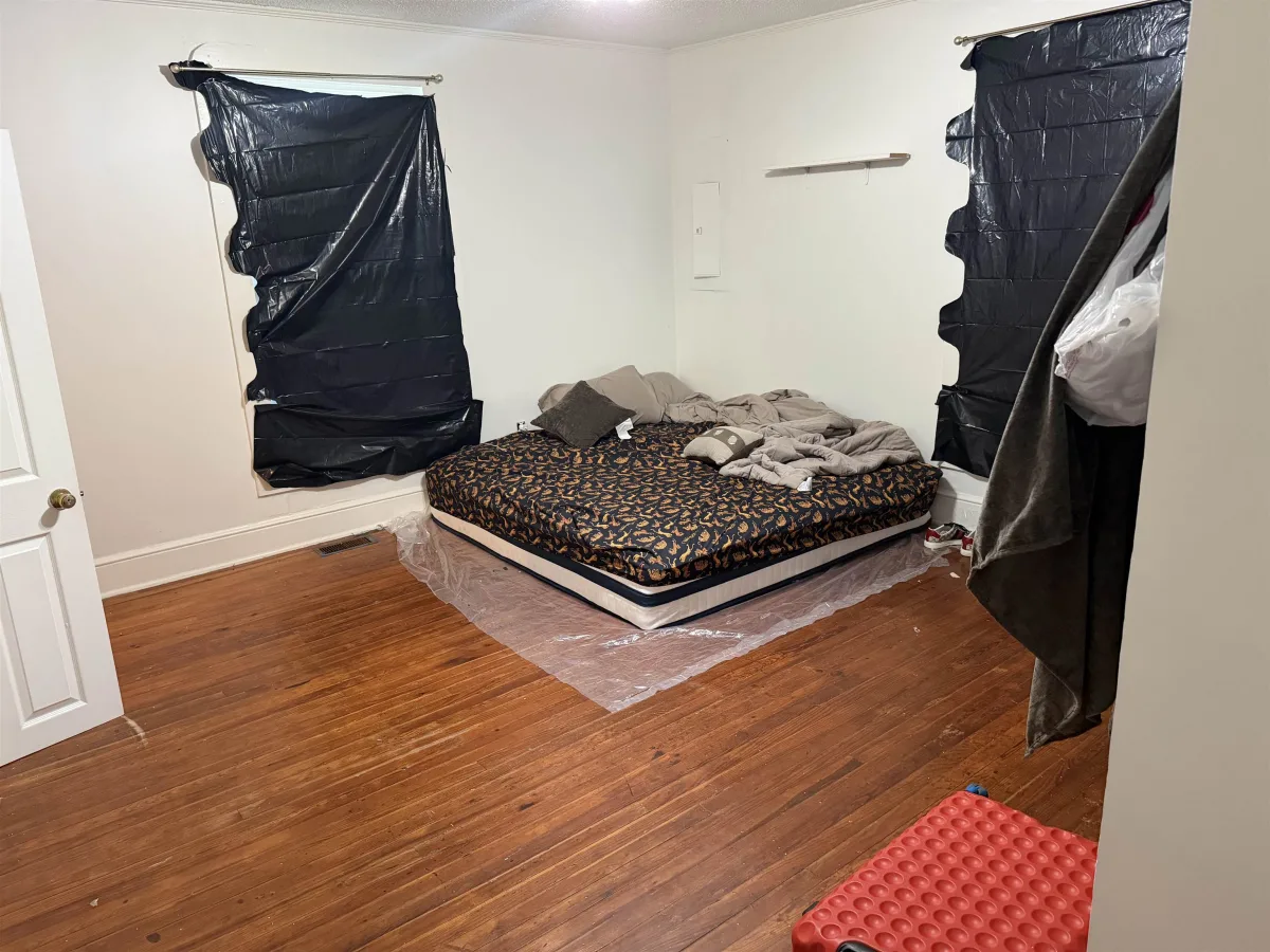 5 Arkmain St Street  Spartanburg SC 29306