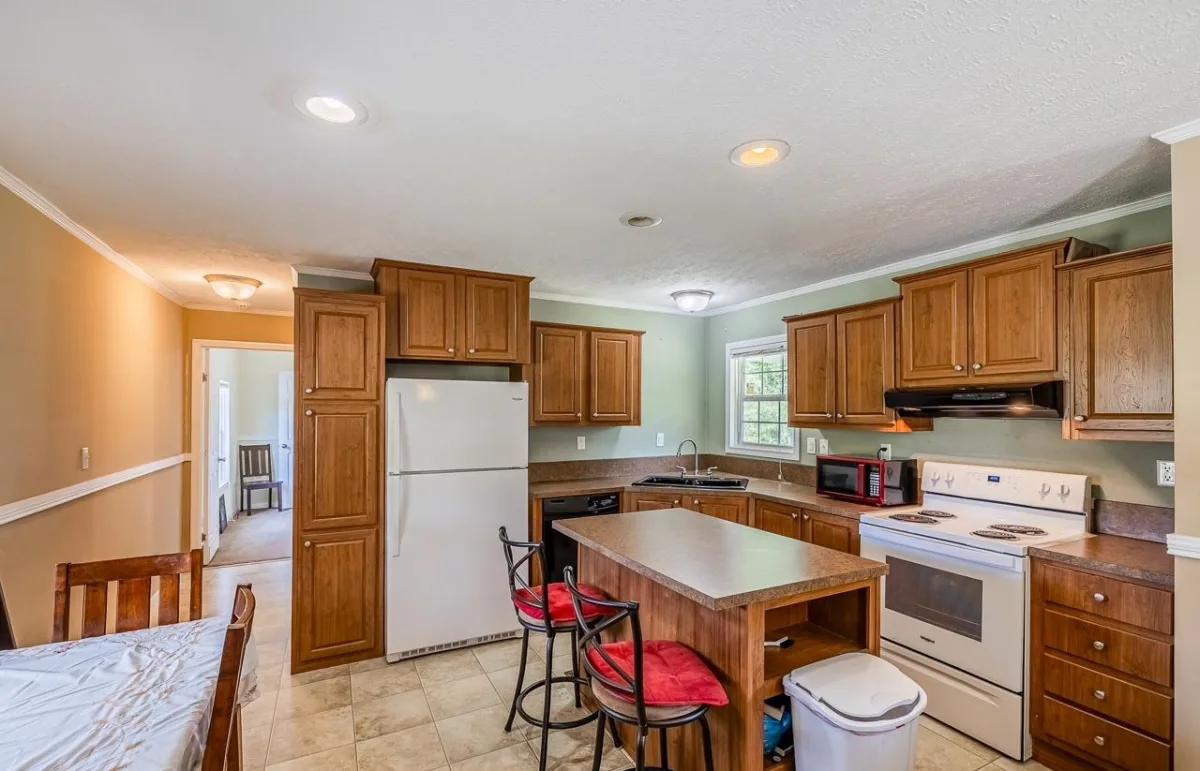 438 Lockhart Lane Gaffney SC 29341
