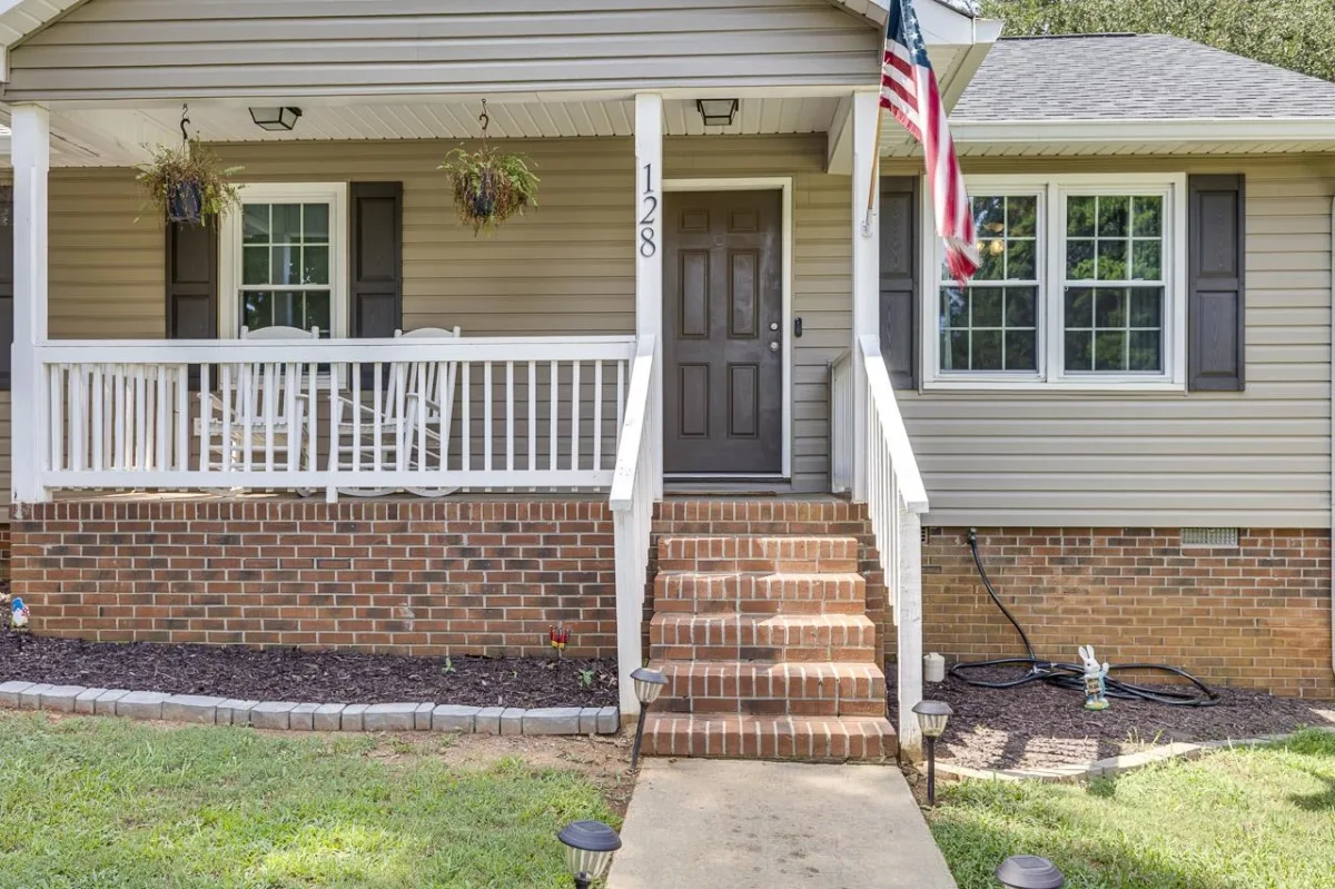 128 Keltner Circle  Spartanburg SC 29302