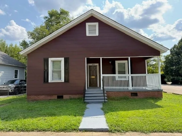 482 Kingston Spartanburg SC 29303