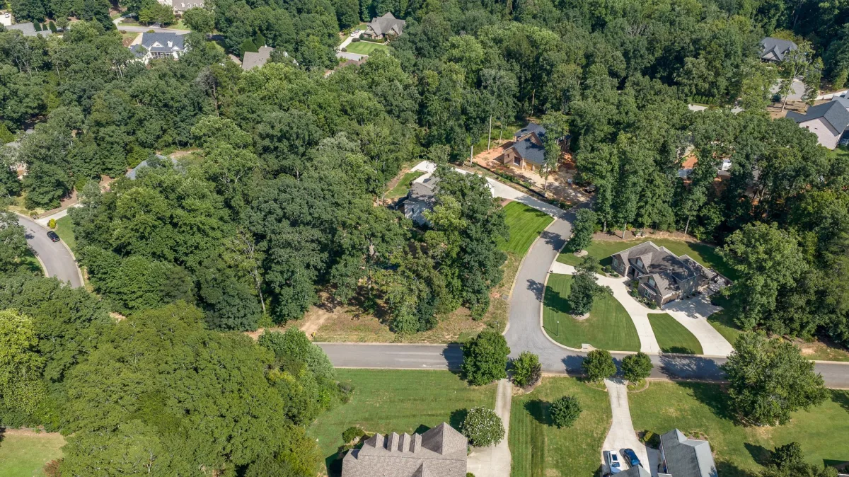 645 Breckenwood Drive *** Spartanburg SC 29301