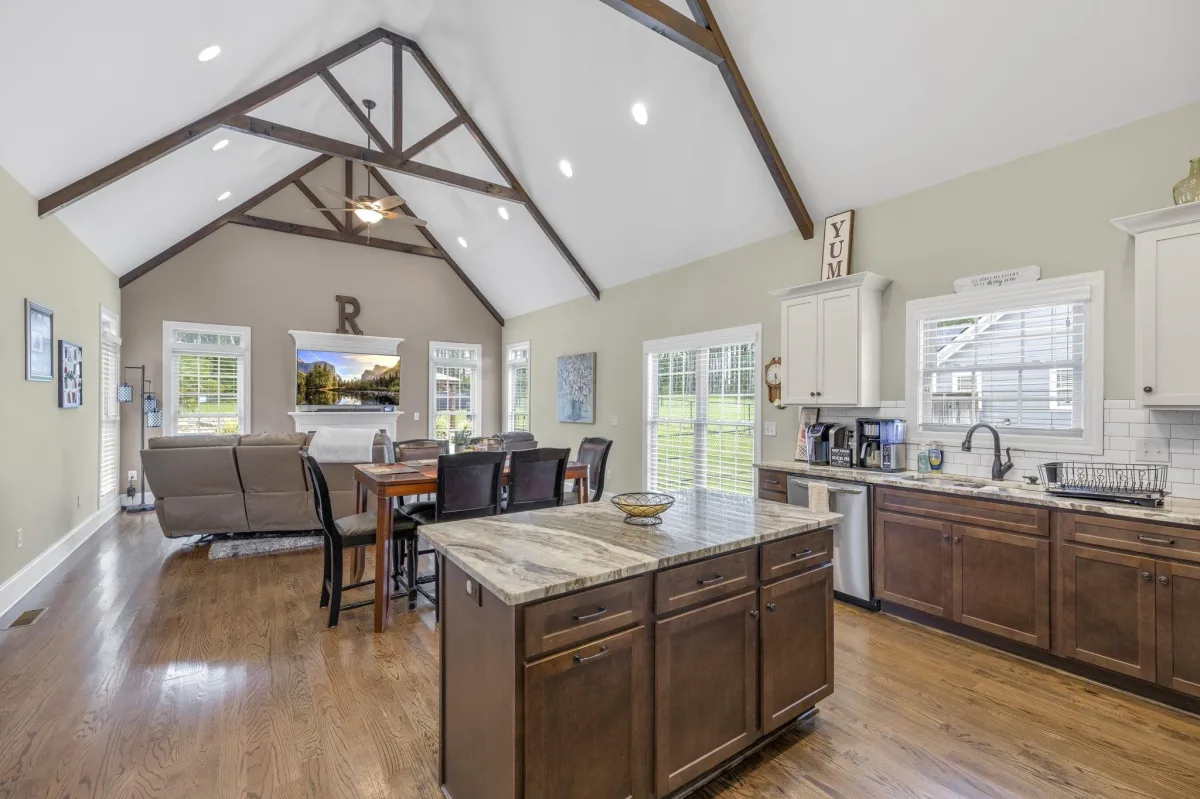 349 Roy Hall Way  Campobello SC 29322
