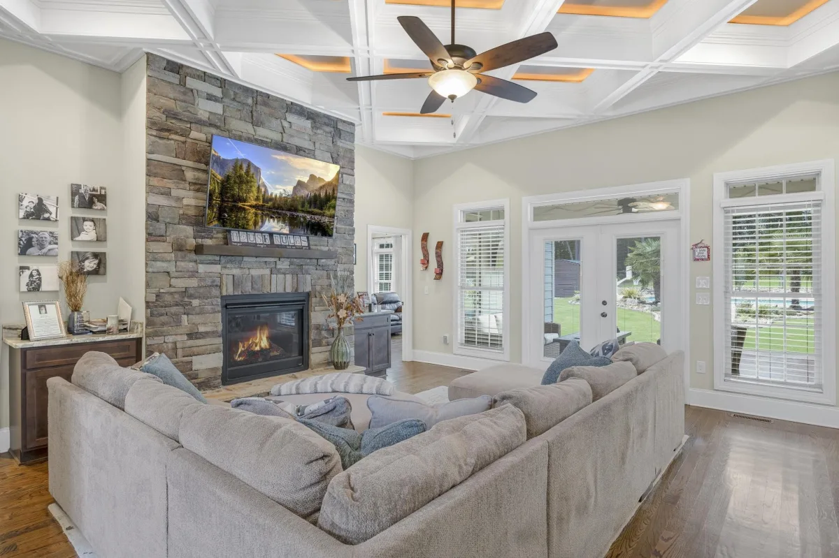 349 Roy Hall Way  Campobello SC 29322