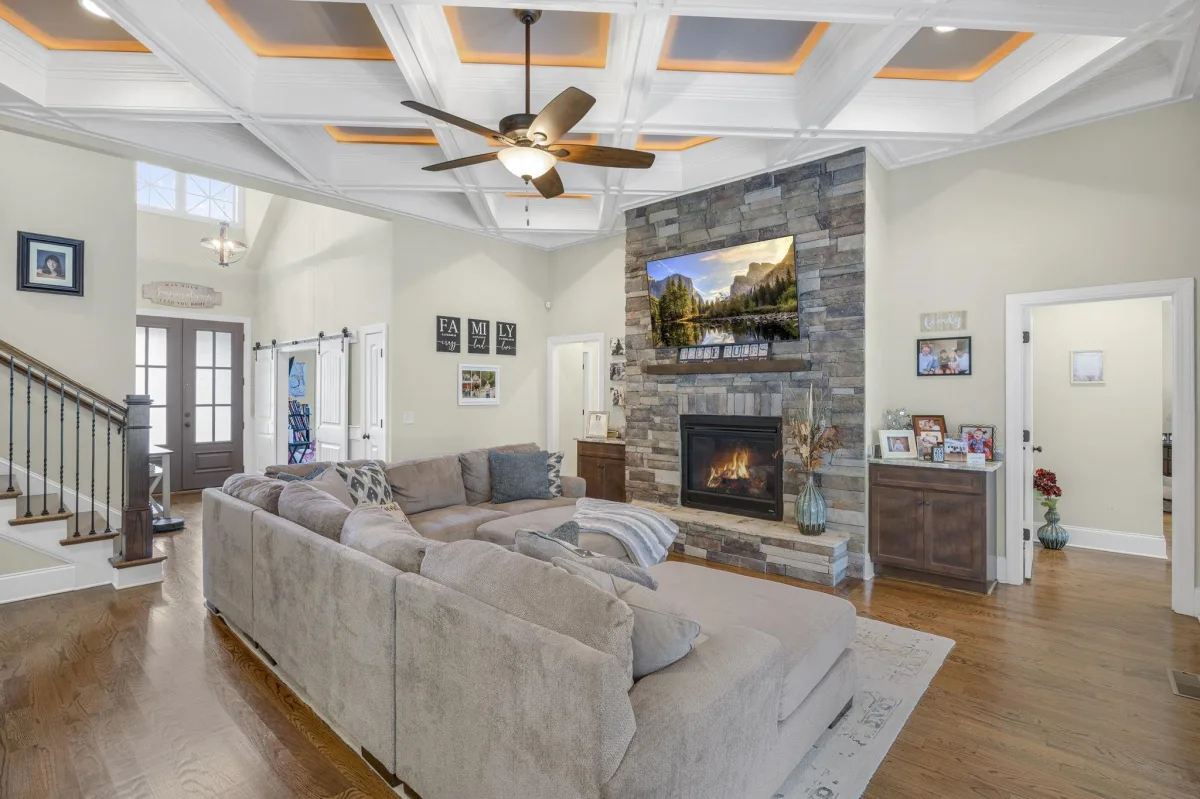 349 Roy Hall Way  Campobello SC 29322