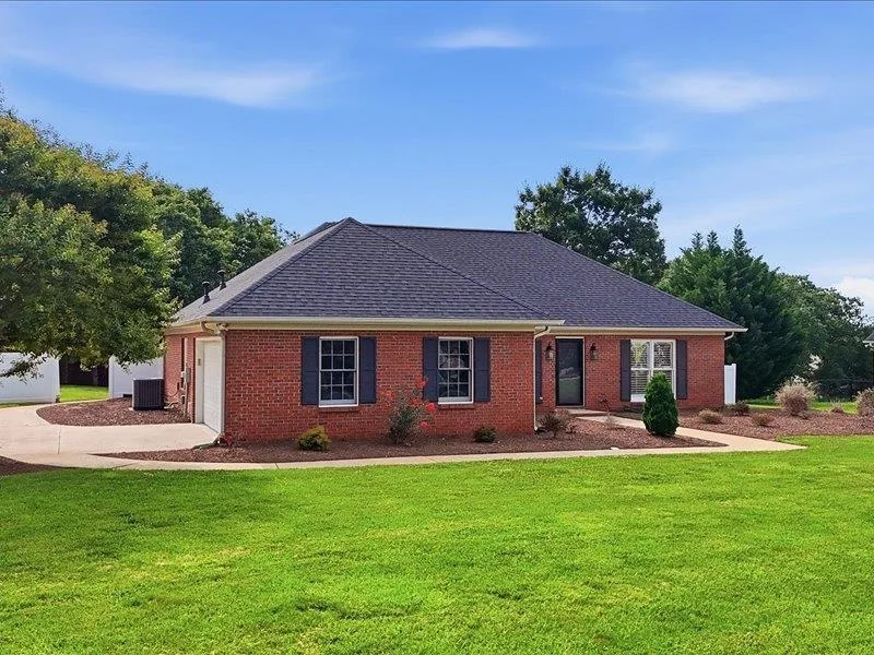 233 Summerfield Road  Moore SC 29369
