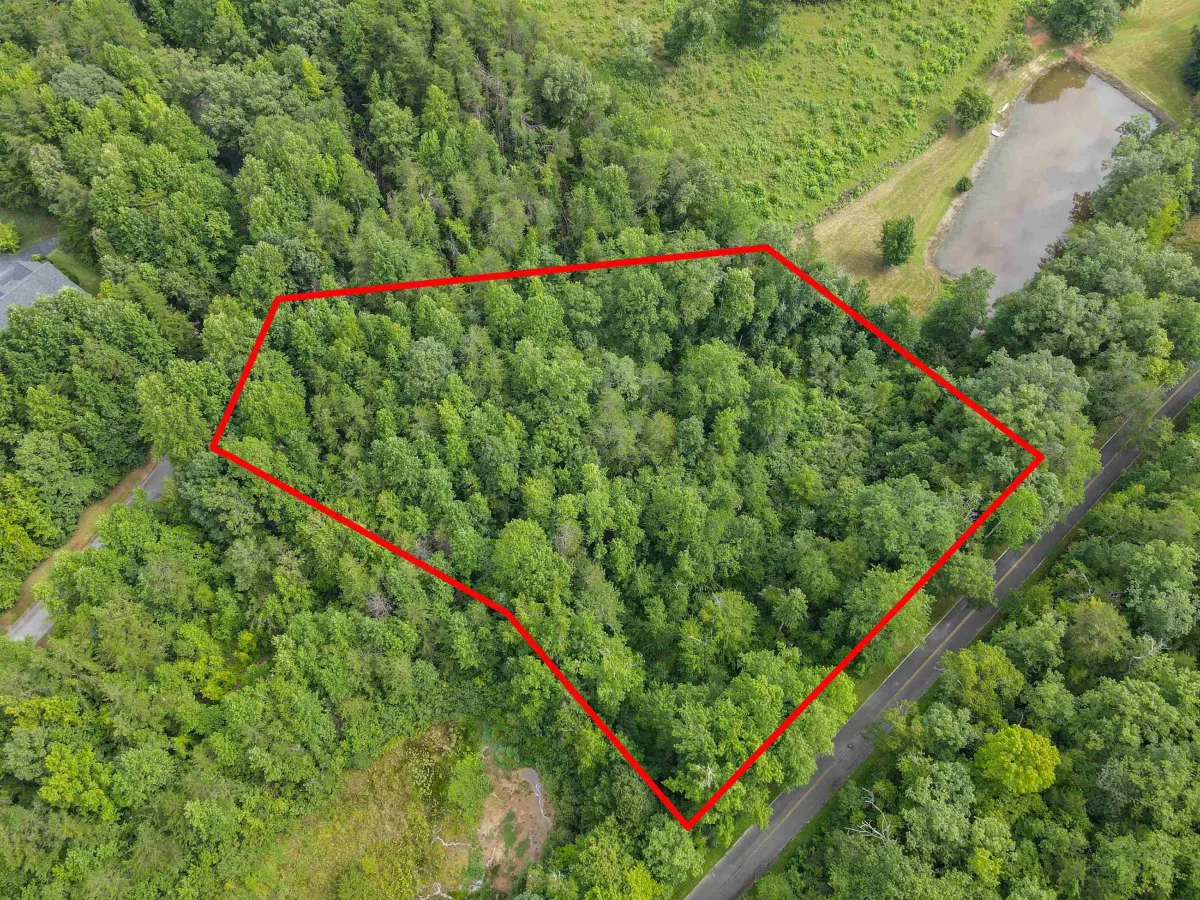 12 Queensmoor Road  ***  Travelers Rest SC 29690