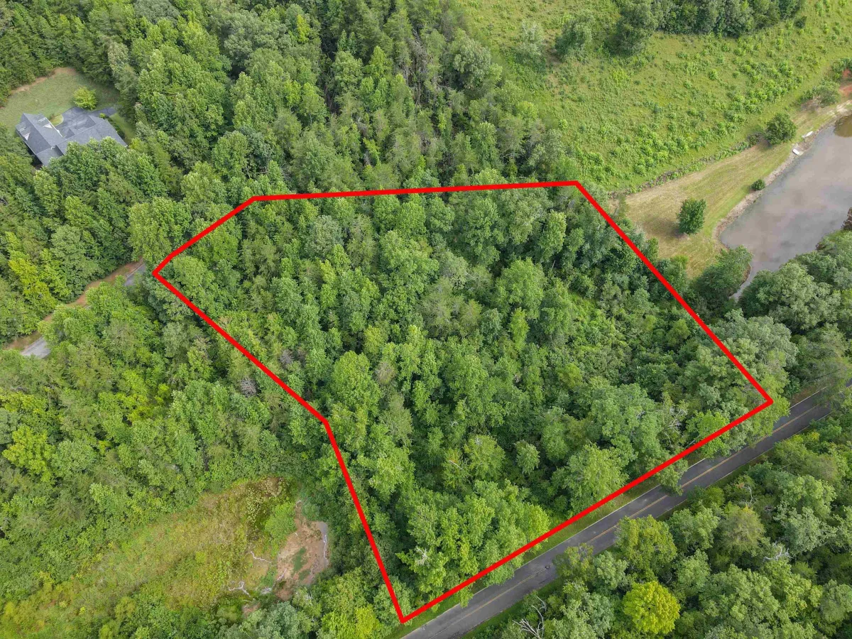 12 Queensmoor Road  ***  Travelers Rest SC 29690