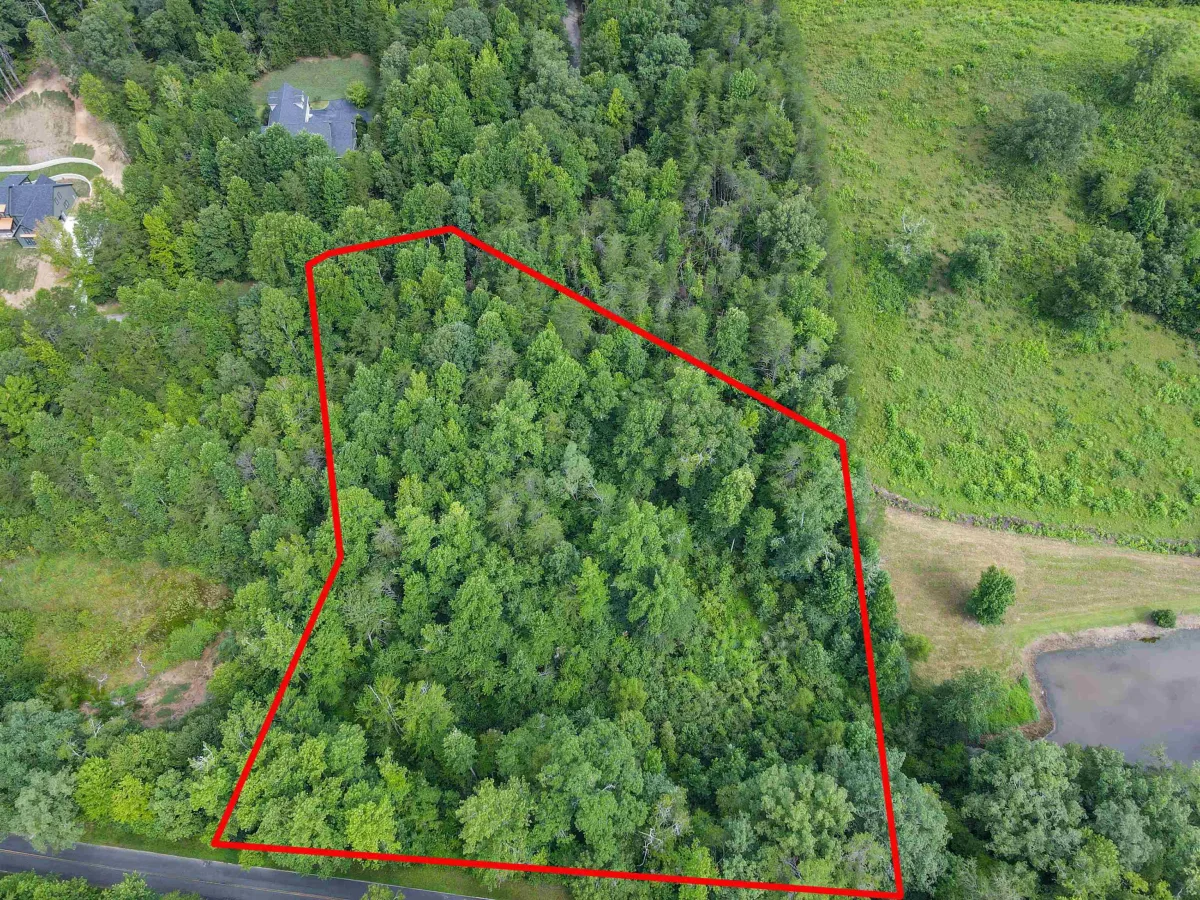 12 Queensmoor Road  ***  Travelers Rest SC 29690