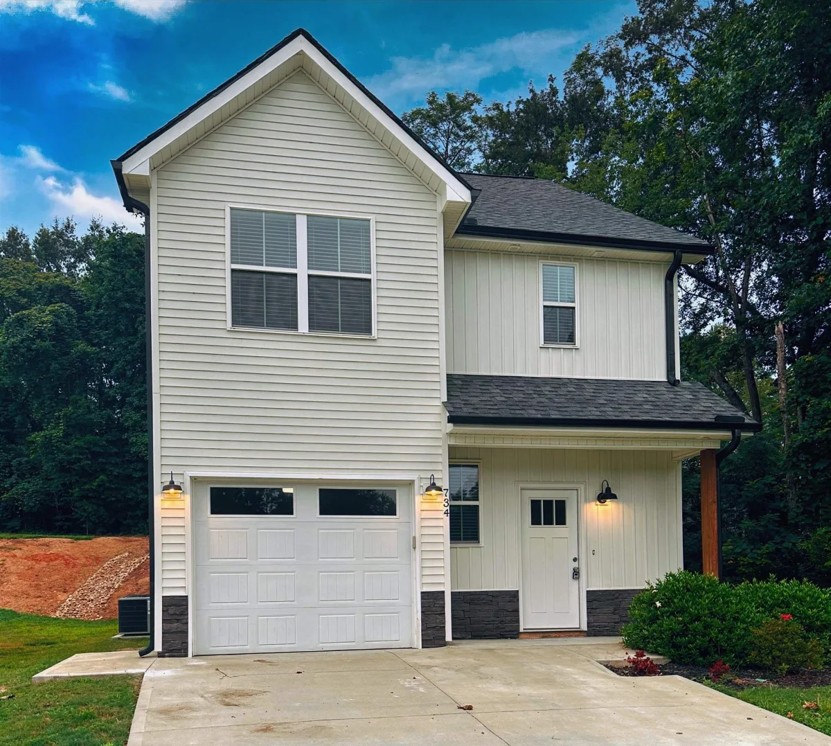 734 S Bomar  Landrum SC 29356