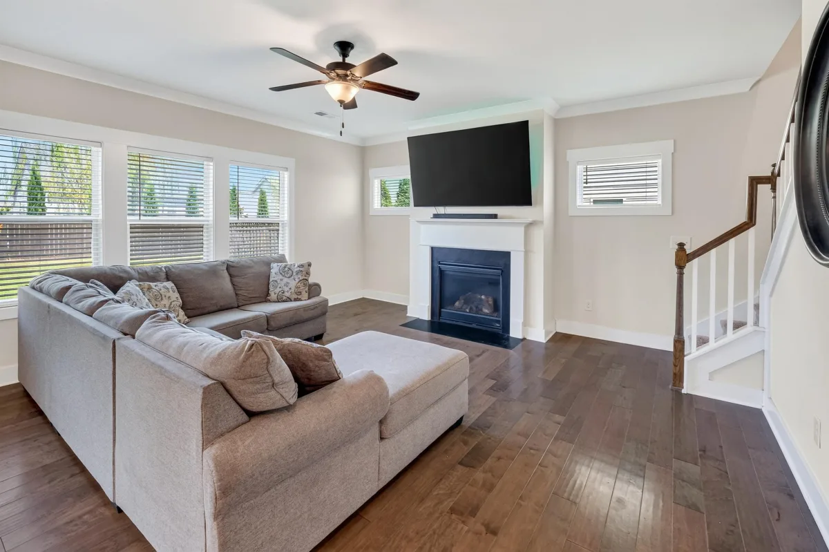 222 Delbourne Lane Greer SC 29651